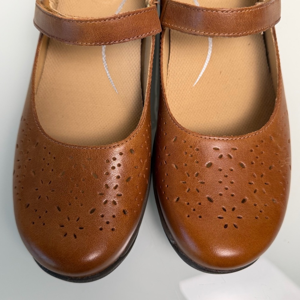Dansko Stacy Women's Tan/Brown Leather Mary Jane Shoes Size 10.5/11 EU 41 - Picture 3 of 15